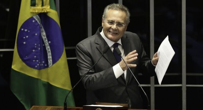 Urgente: Renan Calheiros desiste de sua candidatura à presidência do Senado