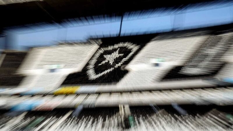Novo reforço, Cícero está regularizado e pode estrear pelo Botafogo