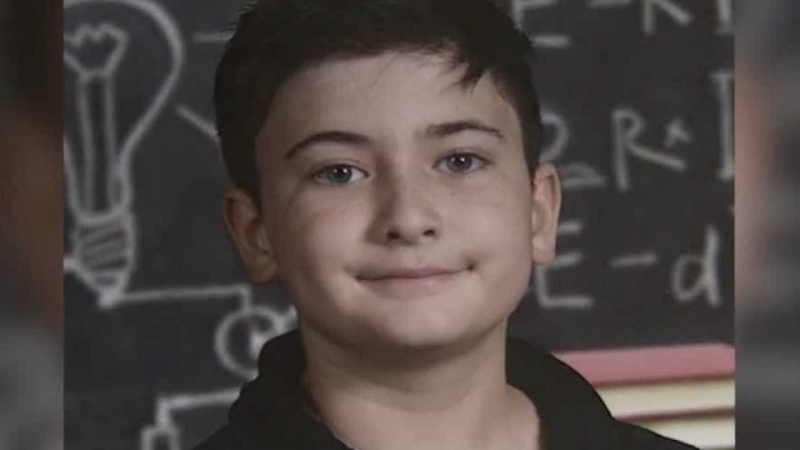 Garoto com sobrenome Trump vira convidado de honra de Melania