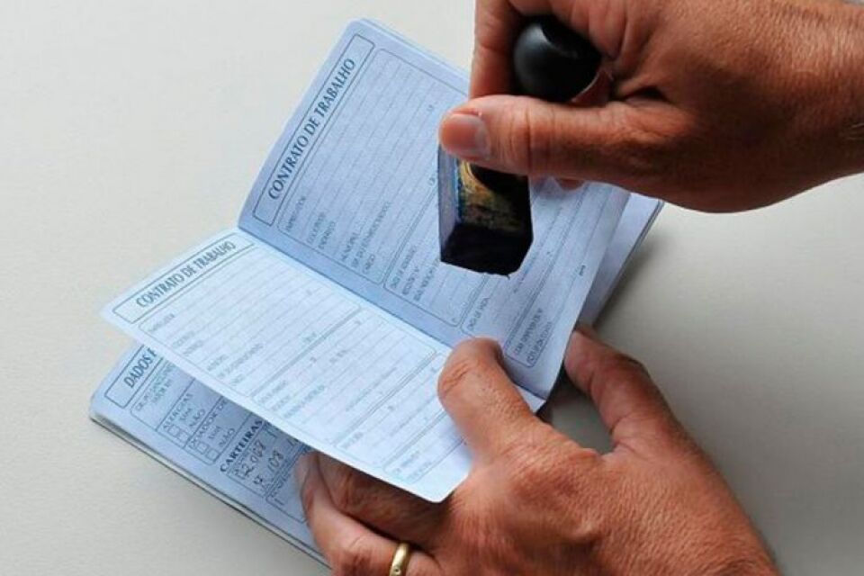 Procurando emprego? Acompanhe as vagas