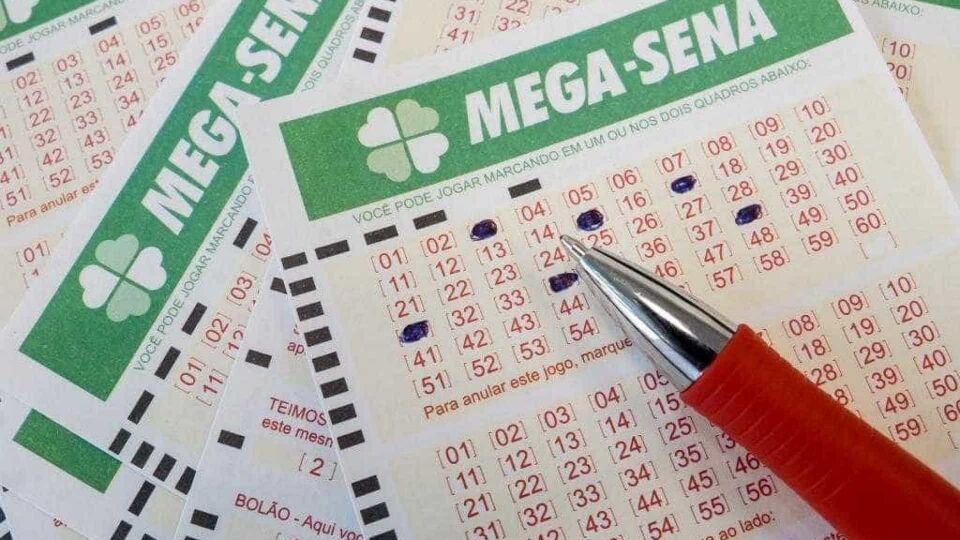 Ninguém acerta Mega-Sena, e prêmio acumulado passa de R$ 5 milhões