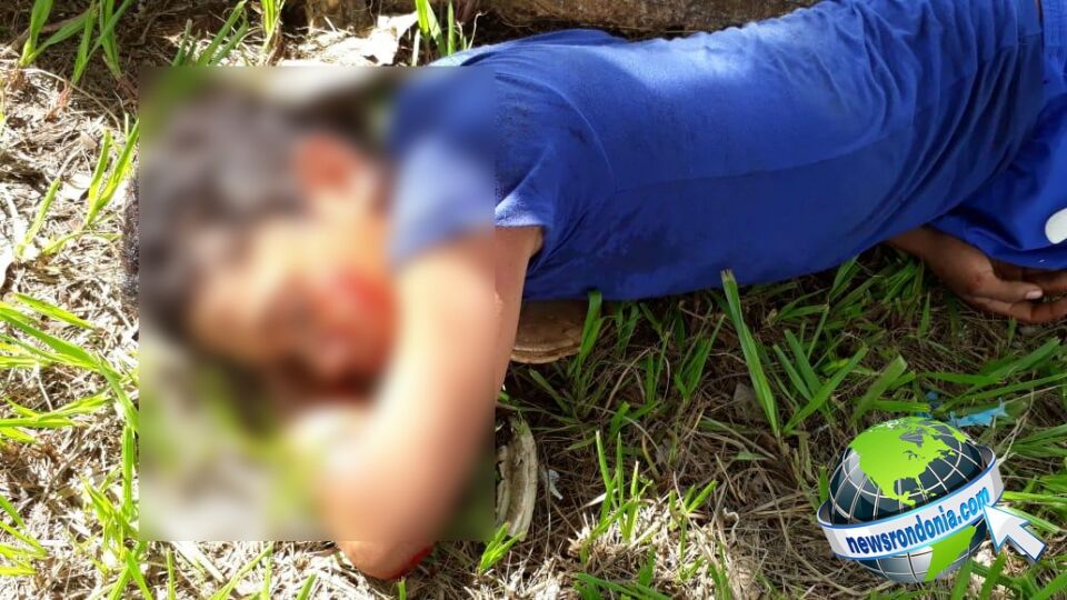 Um adolescente fica gravemente ferido após bater em motocicleta na Avenida Mamoré