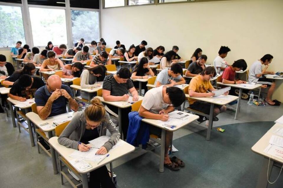 Concursos públicos da semana têm salários de até R$ 30,4 mil