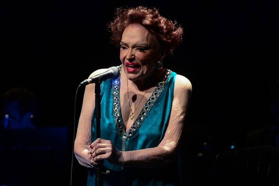 Morre diretora e atriz Bibi Ferreira, aos 96 anos