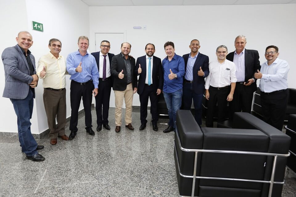 Presidente Laerte Gomes recebe visita do ex-senador Ivo Cassol