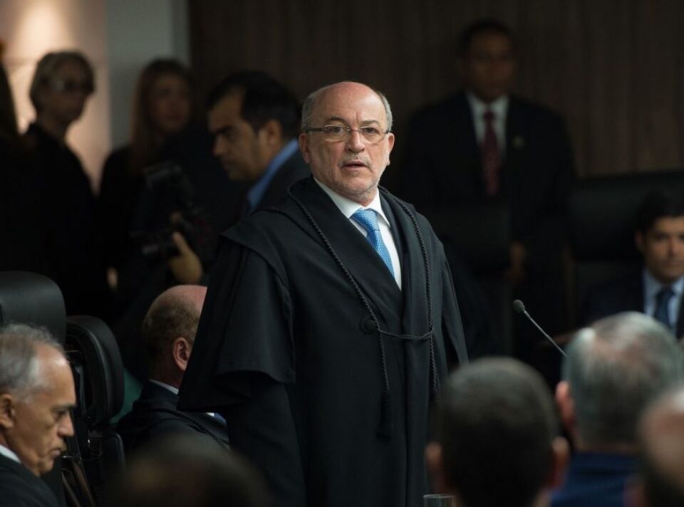 Raquel Dodge recomenda a STF investigar ministro do TCU