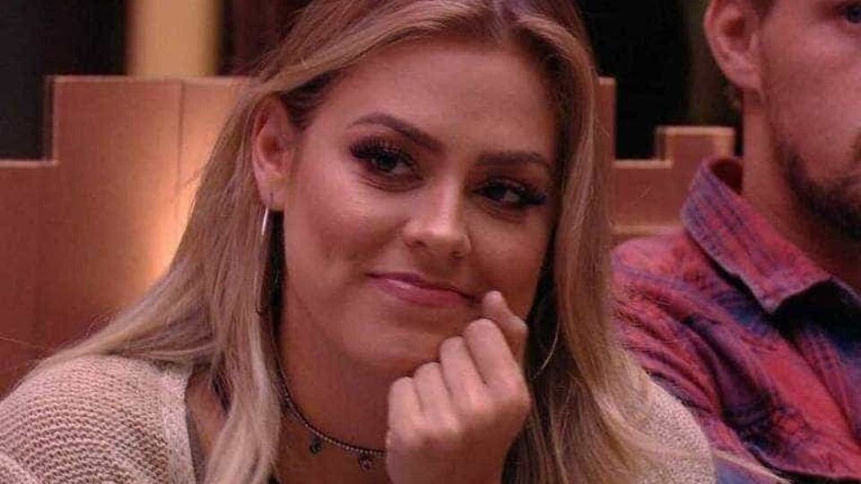 Isabella vence prova do anjo, ganha carro e castiga Danrley e Elana