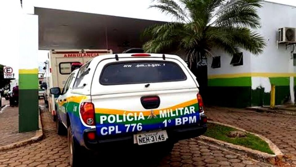 Homem é perseguido e atacado com vários golpes de facão