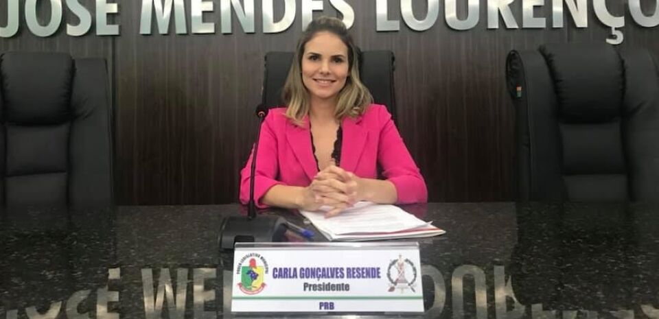 Primeira mulher a presidir Câmara de Ariquemes, Carla Redano enfrenta desafios no cargo