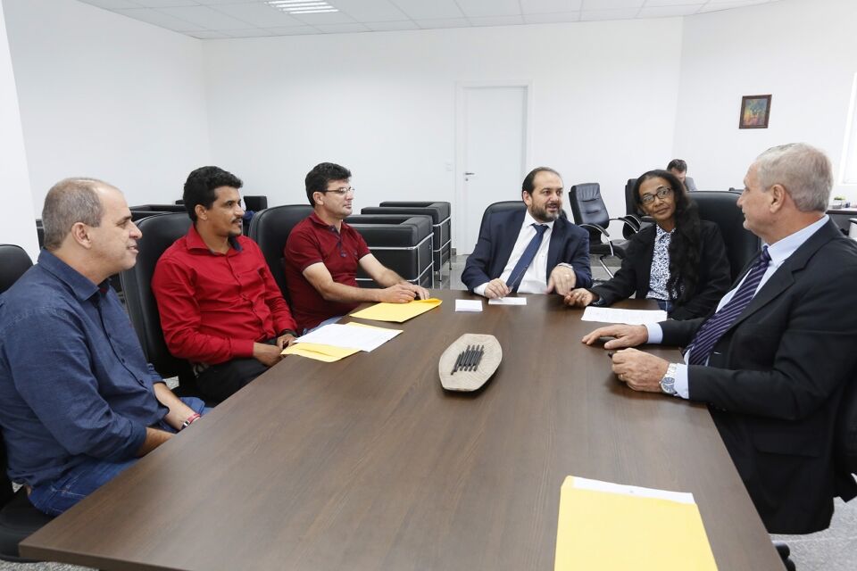 Presidente Laerte Gomes propõe criação de programa para acolher idosos enquanto familiares trabalham