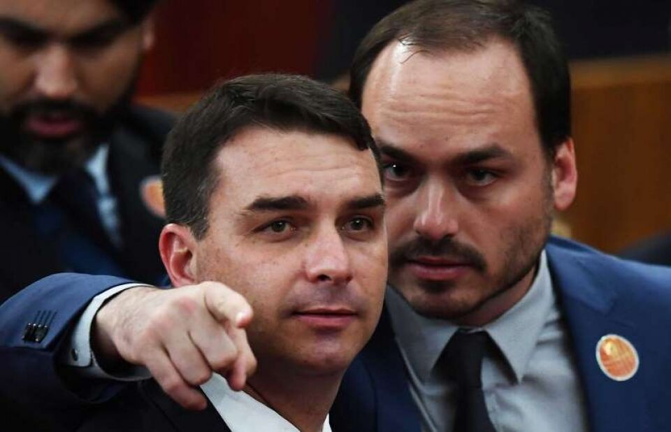 56,8% acham que filhos influenciam decisões de Bolsonaro no poder