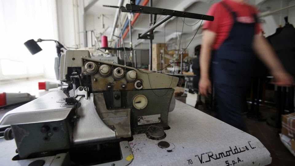 Índice de Produção Industrial acentua queda e recua 3,0% em janeiro