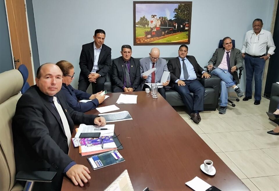 Usinas não comparecem a convocação da Câmara Municipal