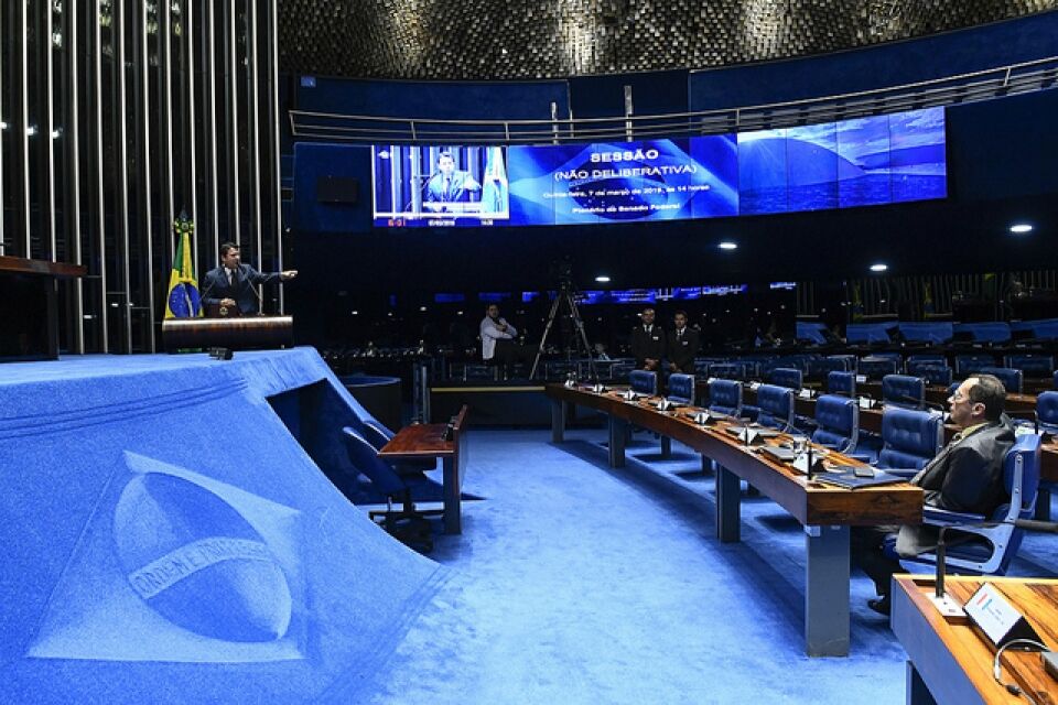 Congresso “renovado” fica 12 dias sem votar e não haverá desconto no salário