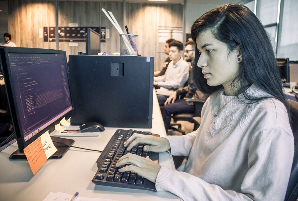 Programadora de sistemas que teve seu primeiro emprego no Governo de Rondônia