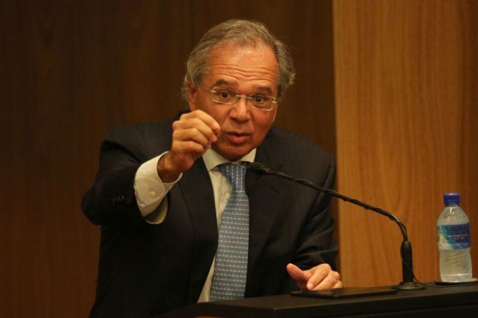 Paulo Guedes ameaça deixar governo Bolsonaro caso reforma da Previdência seja 'desidratada'