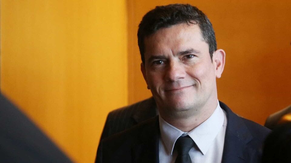 Moro nega 'licença para matar' nos projetos anticrime