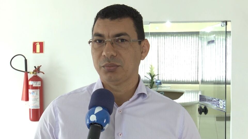 Prefeito de Presidente Médici é alvo de denuncias na câmara