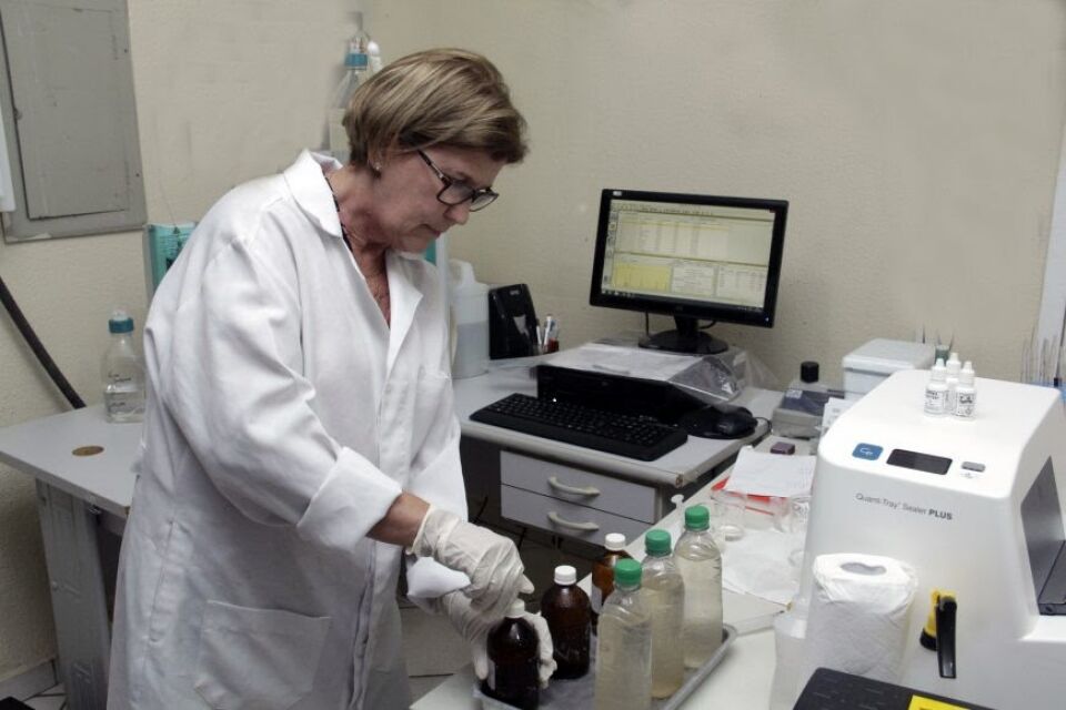 Laboratório de Águas recebe até 40 pedidos de análise por semana