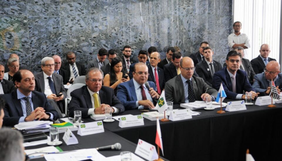 Guedes condiciona auxílios aos Estados à reforma da Previdência