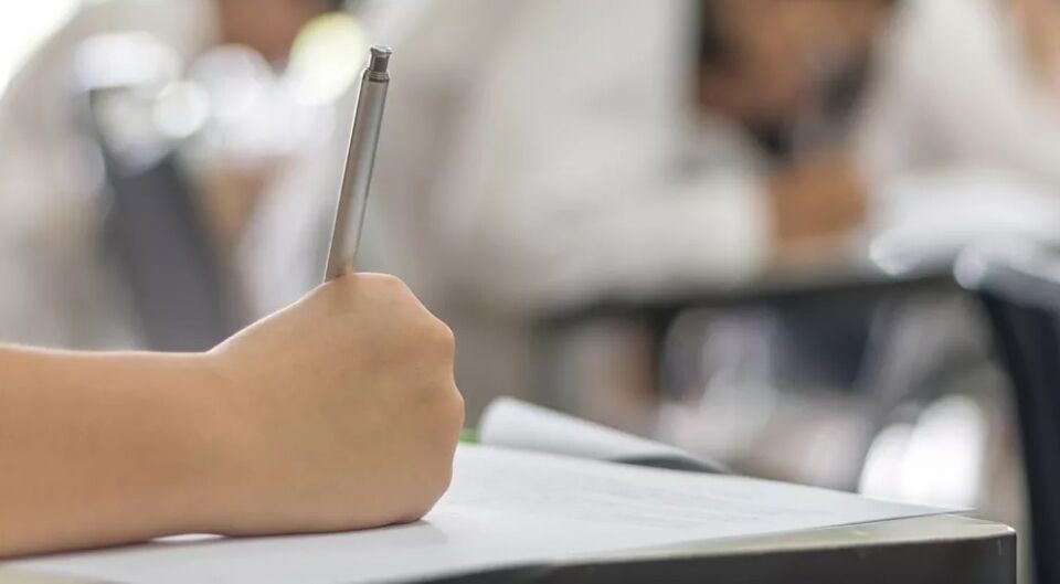 Prefeitura, Câmara e Previdência de Jaru, RO, anunciam concursos com salários de até R$ 7 mil