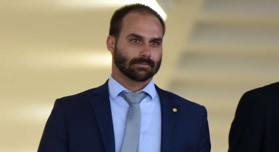 Eduardo Bolsonaro nega golpe e compara deposição do Goulart a impeachment