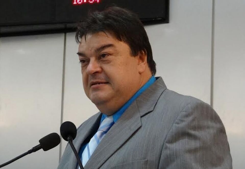 Ex-secretário de saúde Williames Pimentel se entrega à Polícia Civil em Porto Velho