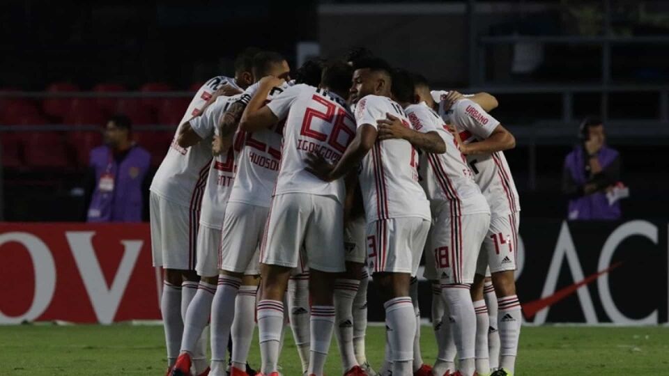 São Paulo vence Palmeiras nos pênaltis e está na final do Paulista