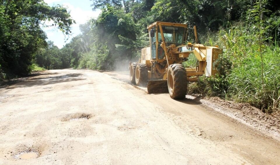 Força-tarefa do Departamento de Estradas de Rodagens inicia trabalho de recuperação da RO-460 em Buritis