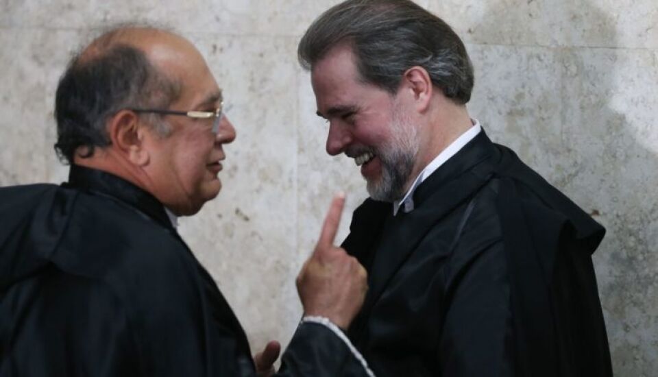 Ministros do STF são alvos de 12 pedidos de impeachment; senadores tentam desengavetá-los