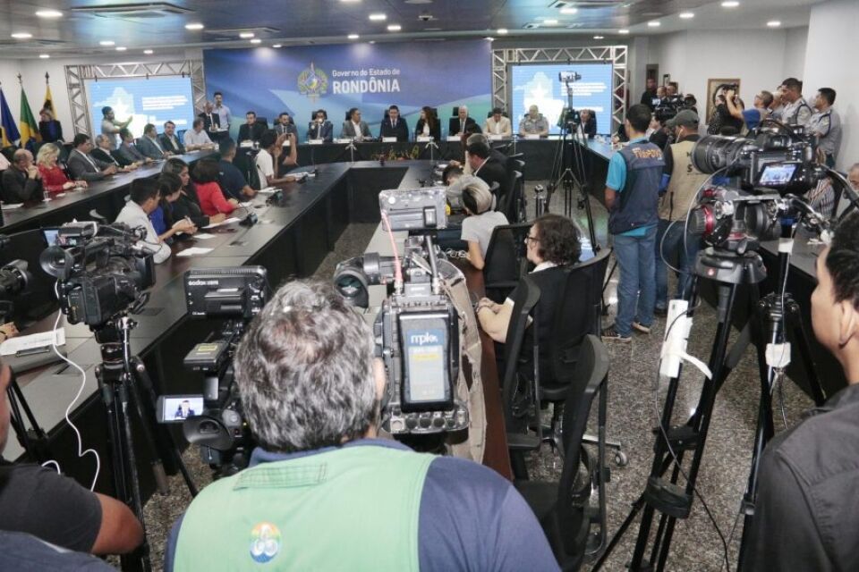 Governador Marcos Rocha concede entrevista sobre os primeiros 100 dias da gestão do Executivo Estadual