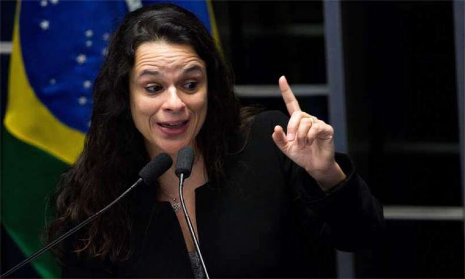 “A situação mais grave dos últimos tempos”, diz Janaina sobre censura do STF à Crusoé