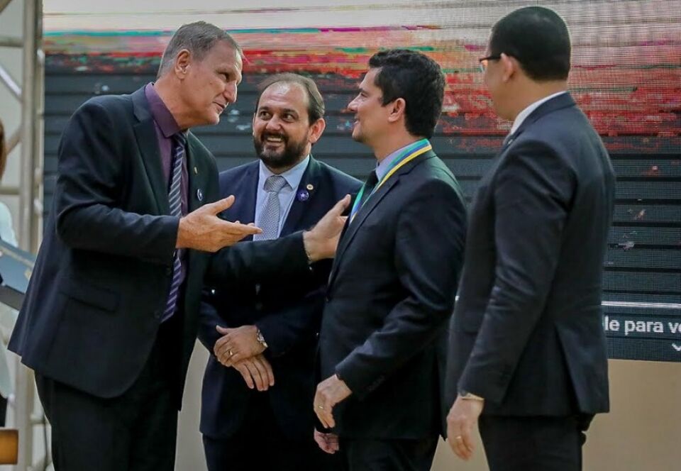 Ações de Sérgio Moro tiveram reflexo em Rondônia, diz presidente durante entrega de Medalha do Mérito Legislativo