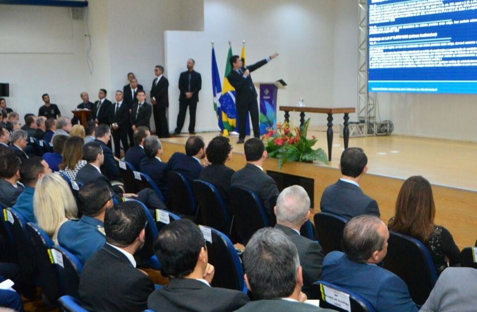 Hildon Chaves destaca ações de combate a corrupção em evento com Sérgio Moro