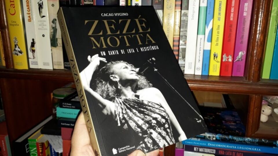 Biografias mal cuidadas. Zezé Motta Fagner merecem mais…