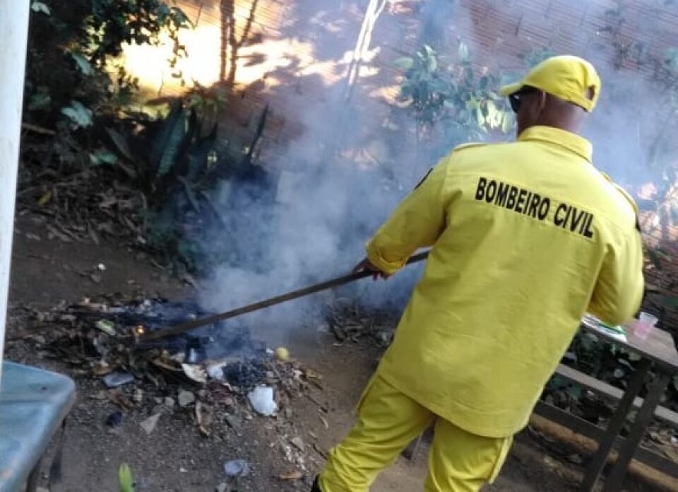 Prefeitura realiza ações de combate a focos de incêndio em Porto Velho