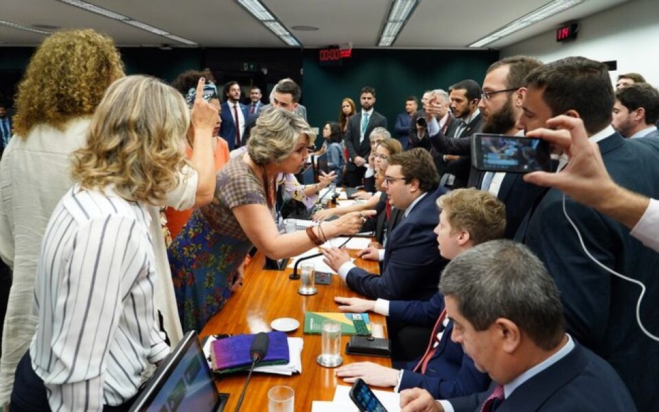 Oposição recorre ao STF para tentar barrar reforma da Previdência