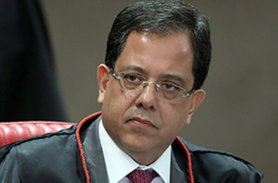 Bolsonaro nomeia Sérgio Banhos para ministro titular do TSE