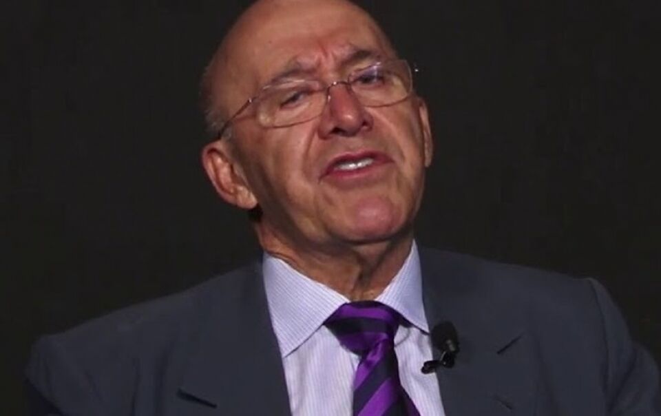 “Serei opositor cruel!” ao ministro da educação se não disser a que veio