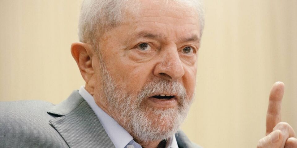 Lula: “O inimigo central do Bolsonaro, além do PT, é o seu vice-presidente”