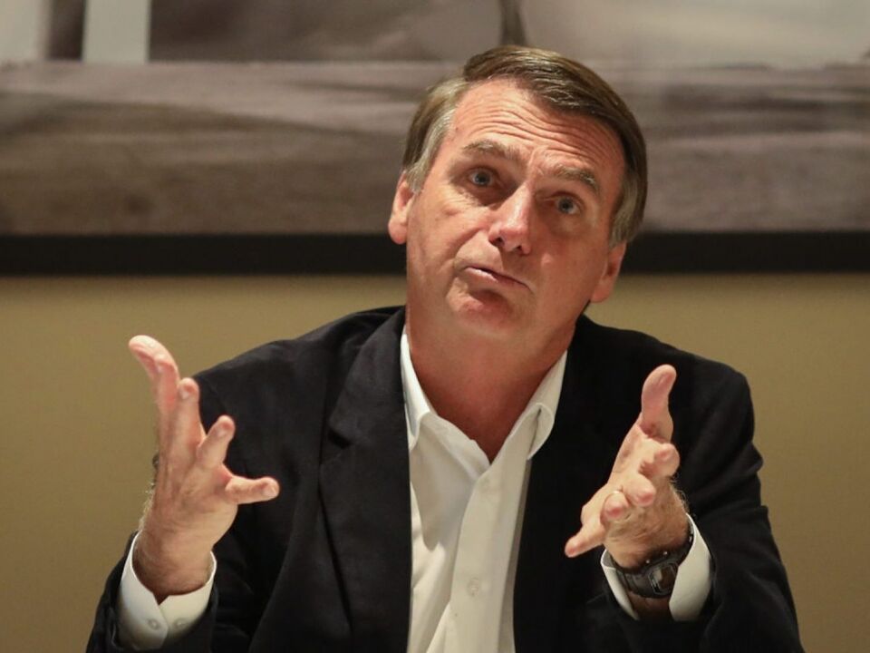 Em resposta a Lula, Bolsonaro diz que Brasil não é governado por ‘um bando de cachaceiro’