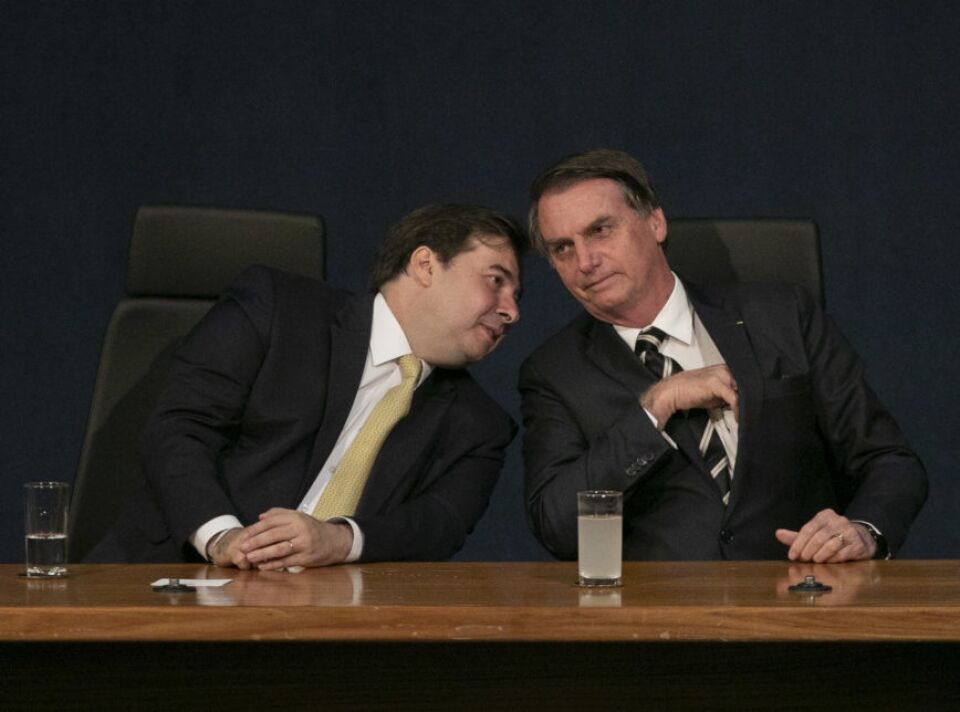 Bolsonaro e Maia reúnem-se no Alvorada para tratar da Previdência