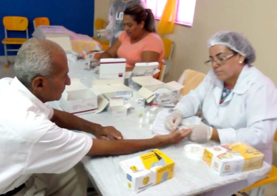 Centro de Convivência do Idoso realiza atividades e participa do aniversário da praça CEU