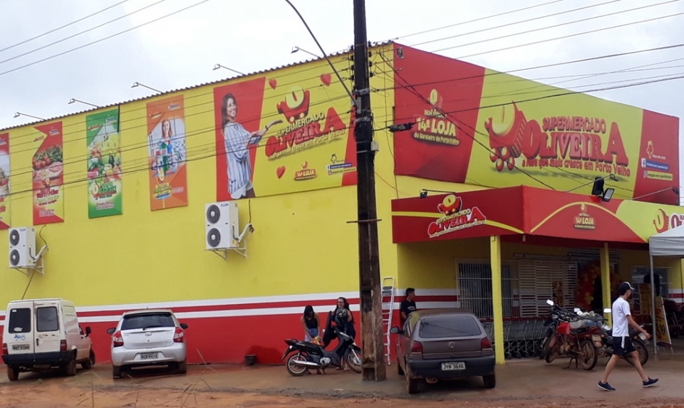 Supermercado Oliveira entregou mais uma loja para clientes da Capital