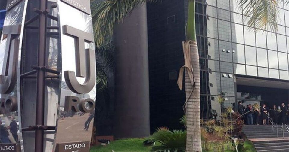 Advogada barrada na sede do TJ RO repercute nas redes sociais e caso será apurado