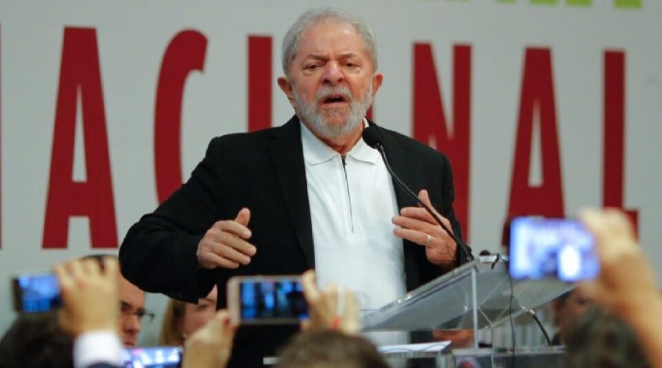 RedeTV! desiste de exibir entrevista gravada com o ex-presidente Lula