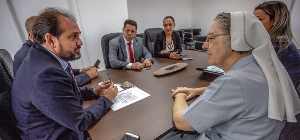 Presidente Laerte Gomes garante apoio para Hospital Santa Marcelina em Porto Velho