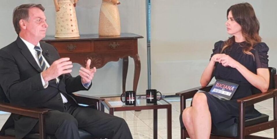‘Acredito já ter os votos para a reforma’, diz Bolsonaro a Luciana Gimenez