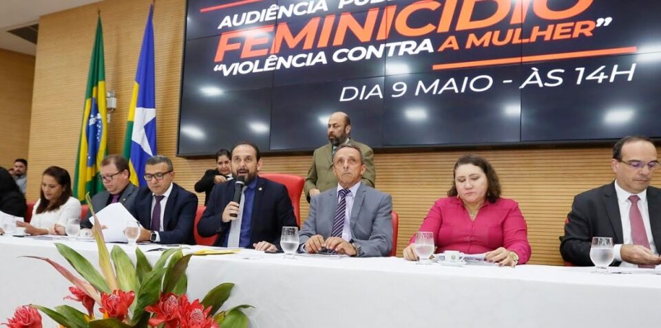 Presidente da Assembleia Legislativa diz que é preciso enfrentar a violência contra a mulher