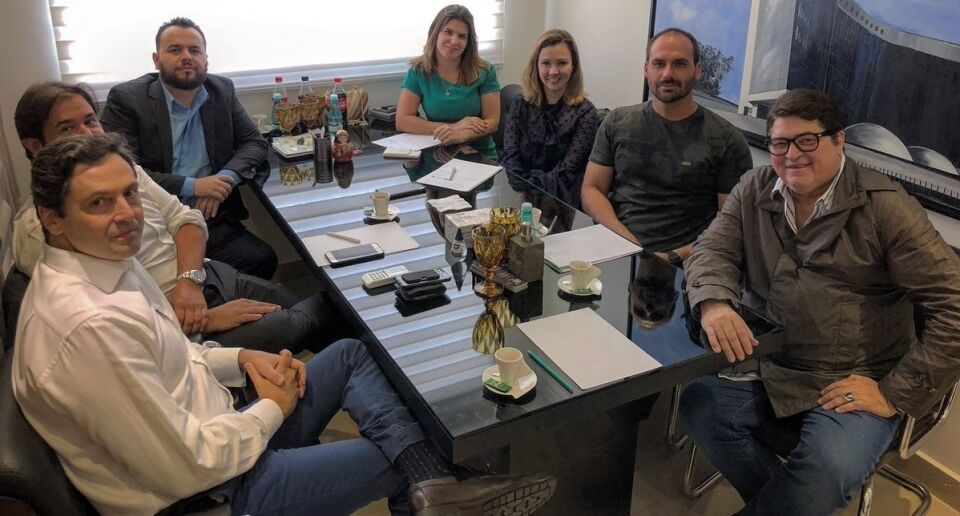 A possível filiação de Datena ao PSL